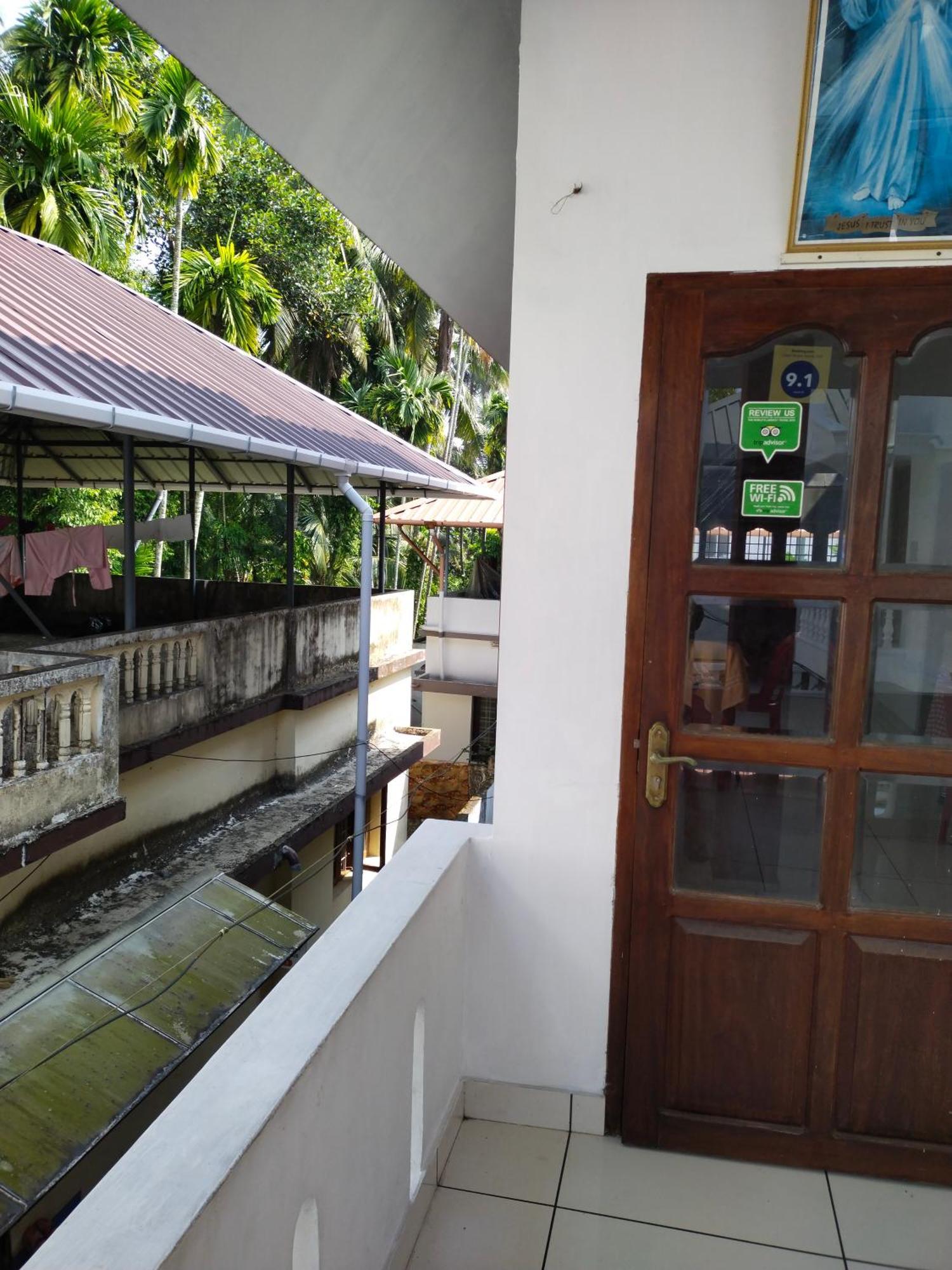 Greenview Homestay Kochi Eksteriør bilde